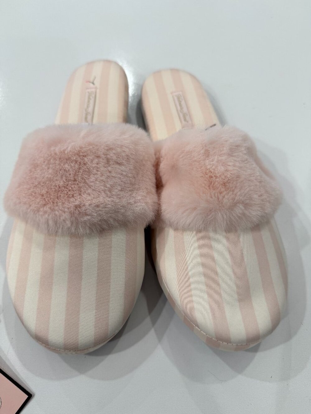 Victoria's Secret Light Pink White Stripe Slippers w/Dust Bag Size Large L NEW